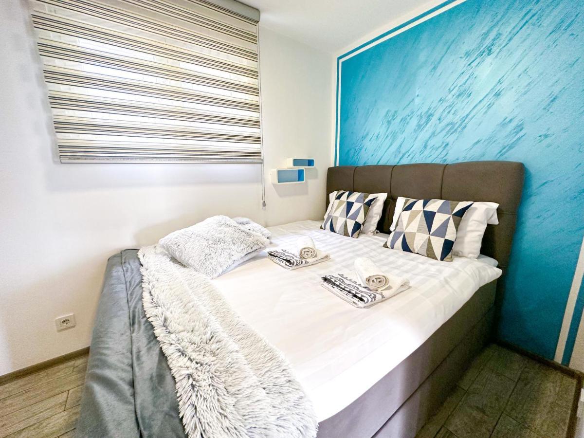 Luxury Apartman Asia غييكا المظهر الخارجي الصورة