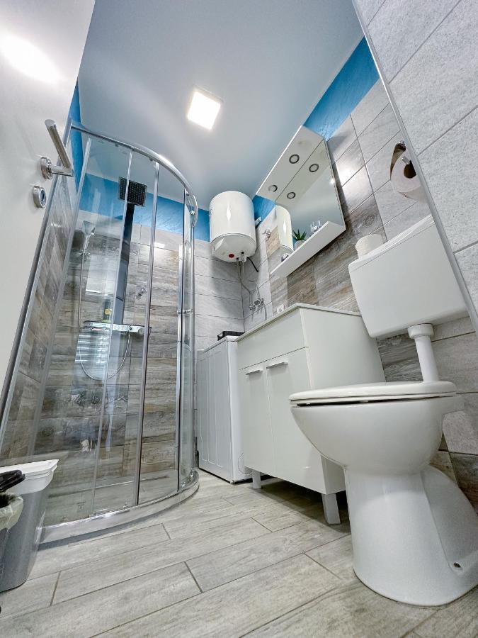 Luxury Apartman Asia غييكا المظهر الخارجي الصورة